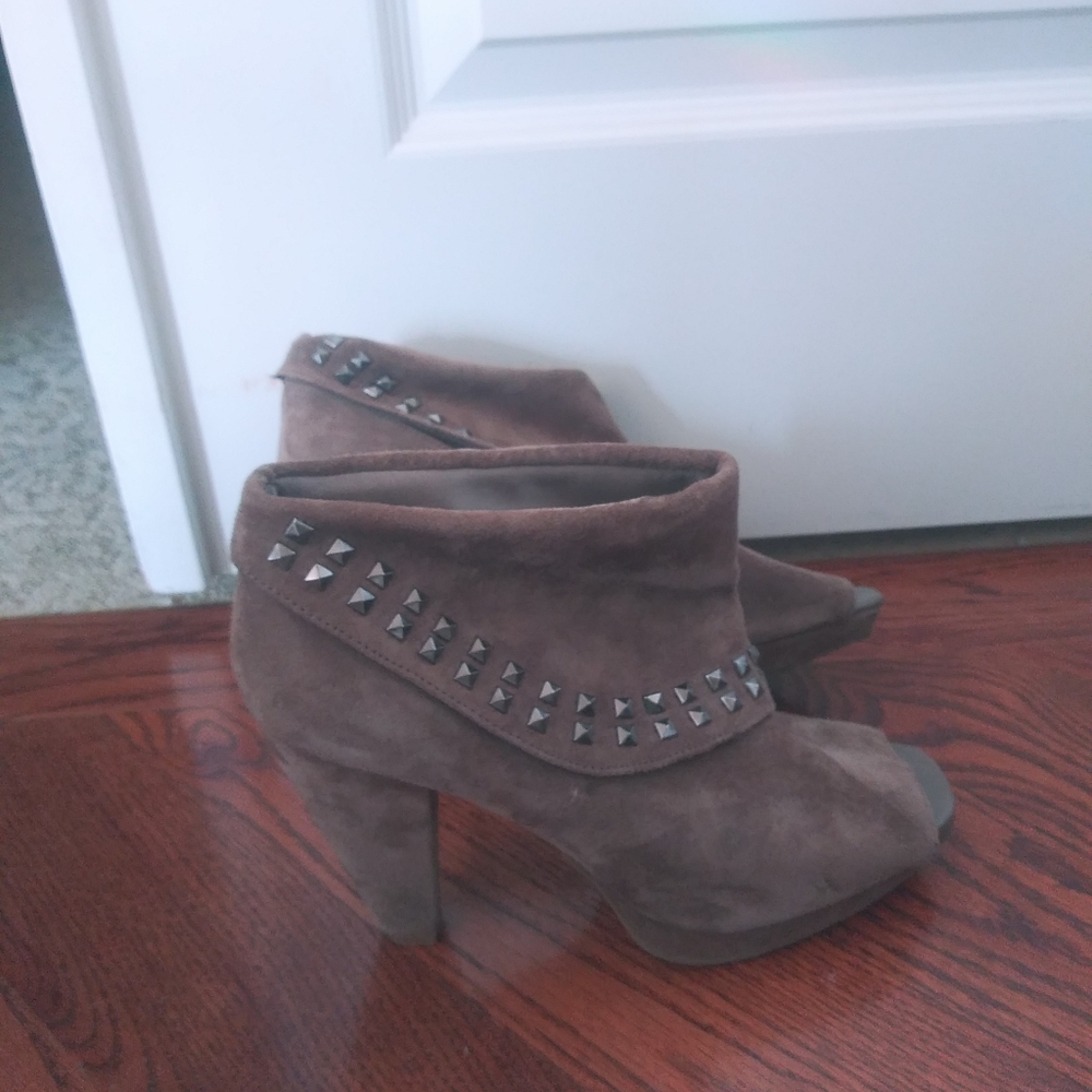 Kenneth Cole Reaction Peep Toe Studded Boots